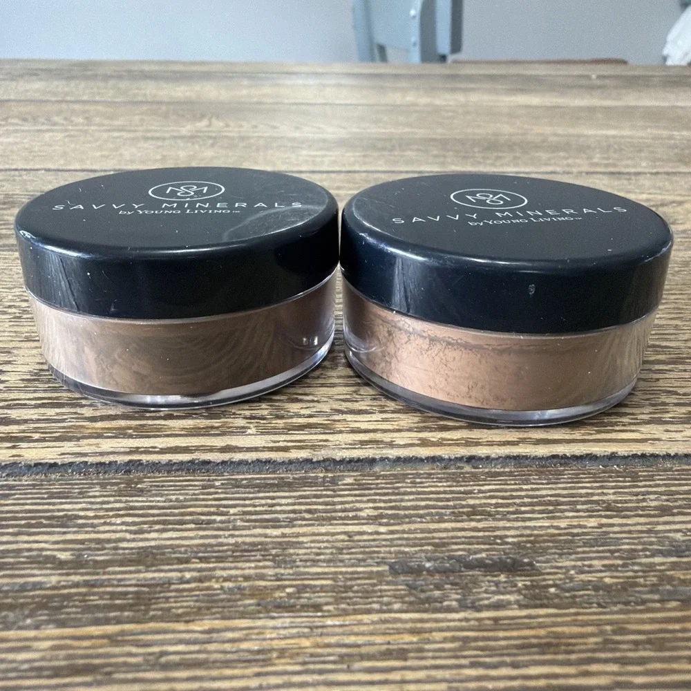Savvy Minerals Loose Foundation Dark No. 3 & 4 Young Living Made In USA